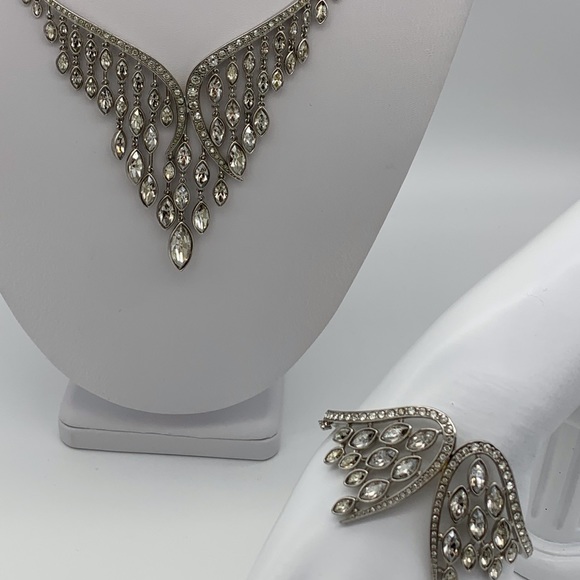Atelier Swarovski Swift Necklace and Bracelet - Picture 2 of 11
